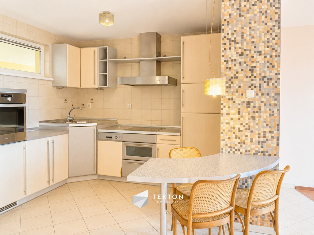 Słoneczne 2 pokoje | Balkon | Garderoba | Osiedle – pohled 3