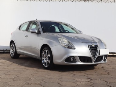 Alfa Romeo Giulietta , Klimatronic, Parktronic,ALU-1
