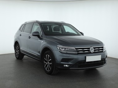 Volkswagen Tiguan II Tiguan Allspace , Salon Polska, Serwis ASO, Automat, 7 miejsc, Navi,-1