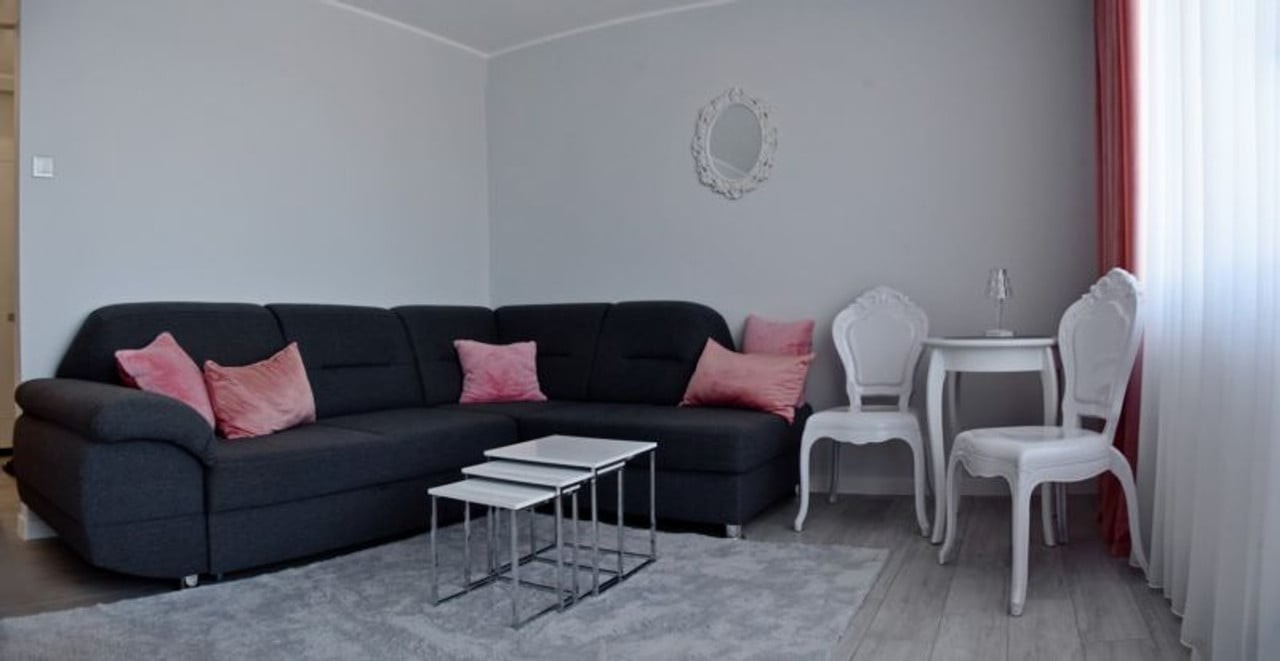 WYJĄTKOWY APARTAMENT - Więcej