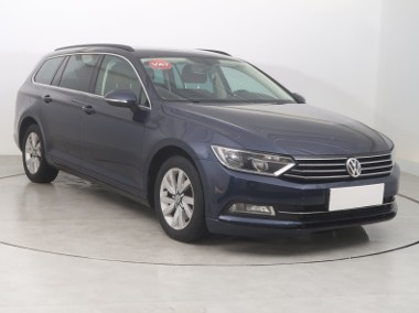 Volkswagen Passat B8 , VAT 23%, Navi, Klimatronic, Tempomat, Parktronic,-1
