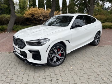 BMW X6 BMW X6M pakiet Competition, filtr stożkowy i przepustnica wydechu