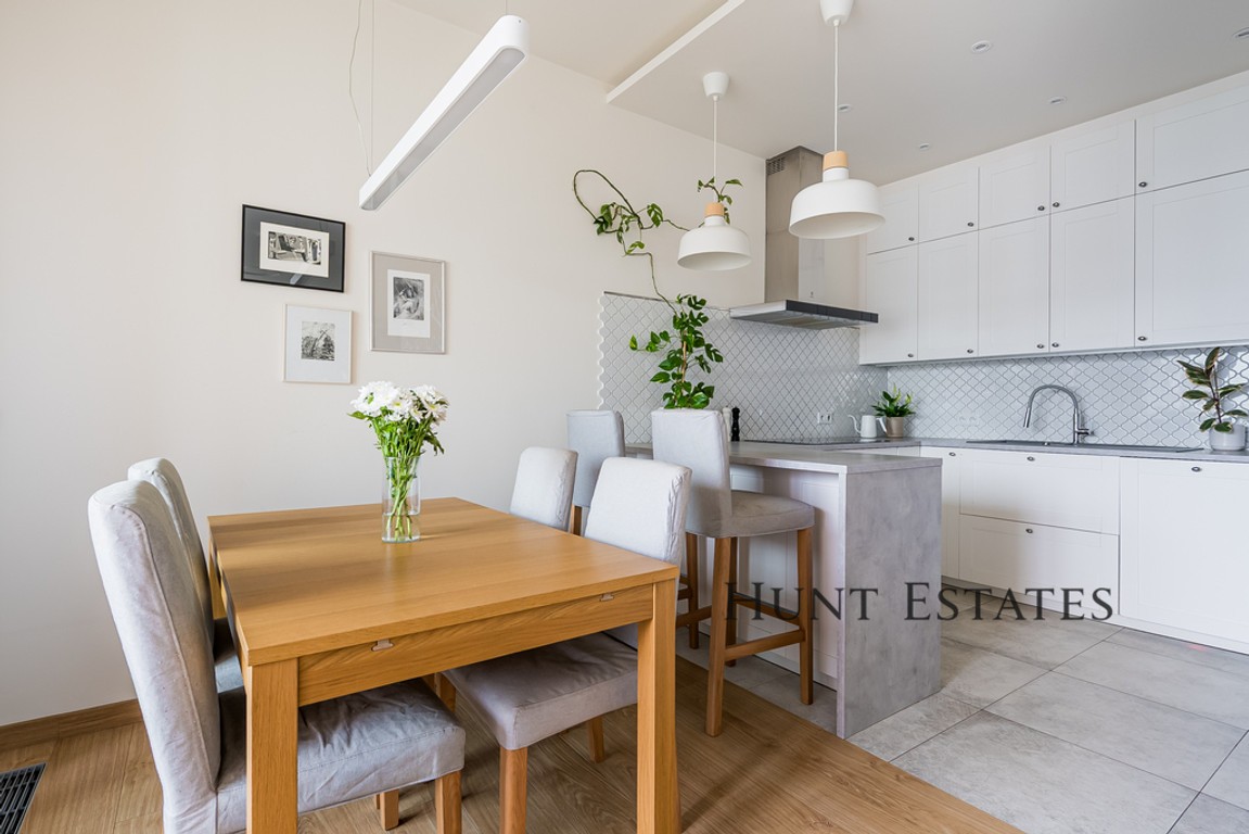 19. Dzielnica I 2 p. 55 m² I Taras I Wola – další
