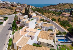 Dom Faro, Albufeira E Olhos De Água