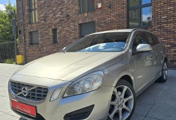 Volvo V60 I Volvo V 60 Momentum 5-cylindrowy zarejestrowany
