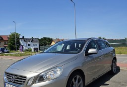 Volvo V60 I Volvo V 60 Momentum 5-cylindrowy zarejestrowany