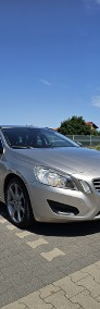 Volvo V 60 Momentum 5-cylindrowy zarejestrowany-3