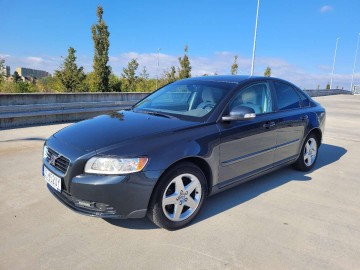 Volvo S40 II