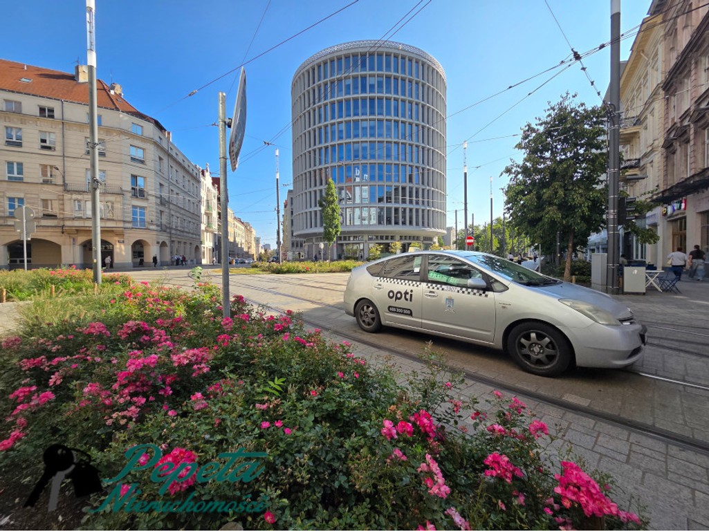 Poznań Gwarna! Klimatyczne przestronne mieszkanie w odrestaurowanej kamienicy!