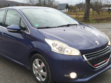 Peugeot 208 I-1