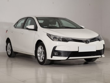 Toyota Corolla XI , Salon Polska, Serwis ASO, Navi, Klimatronic