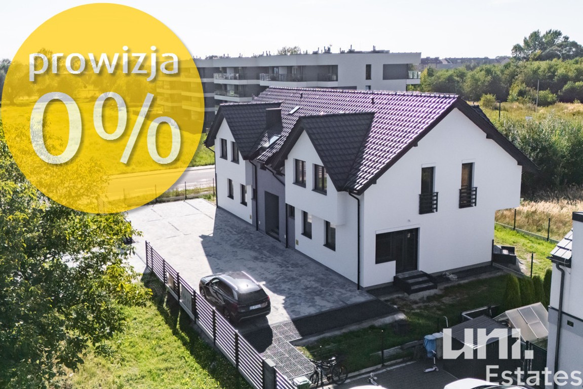 Gotowe z ogródkiem! Podwójne miejsca postojowe!