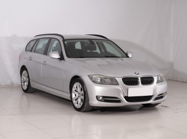BMW SERIA 3 , Navi, Xenon, Klimatronic, Parktronic,ALU-1