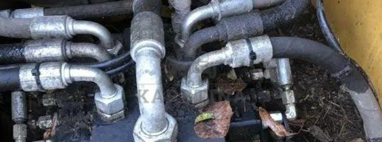 VOLVO L 30 - Rozdzielacz Hydrauliczny Ładowarki-1