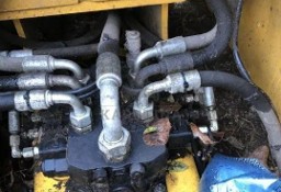 VOLVO L 30 - Rozdzielacz Hydrauliczny Ładowarki