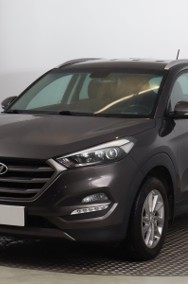 Hyundai Tucson , Salon Polska, Klimatronic, Tempomat, Parktronic,-2