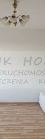 Nietypowy dom w centrum Mikołajek Pomorskich.-4