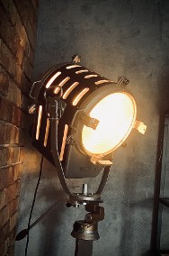 Duża lampa podłogowa loft reflektor filmowy PRL 1964 r-2
