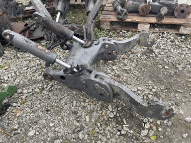 Fendt 828 - przedni TUZ-2