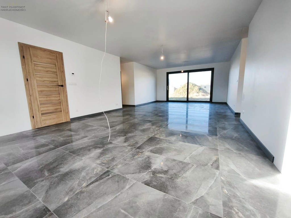 4-room house & single family of 127 m²
