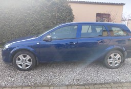 Opel Astra J 1.7 CDTI rok produkcji 2011