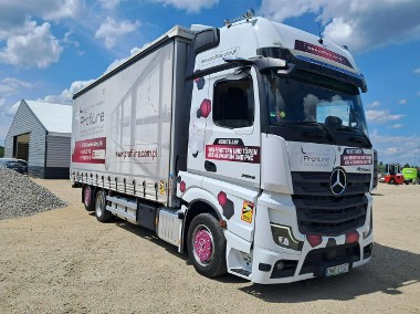 Mercedes-Benz actros-1