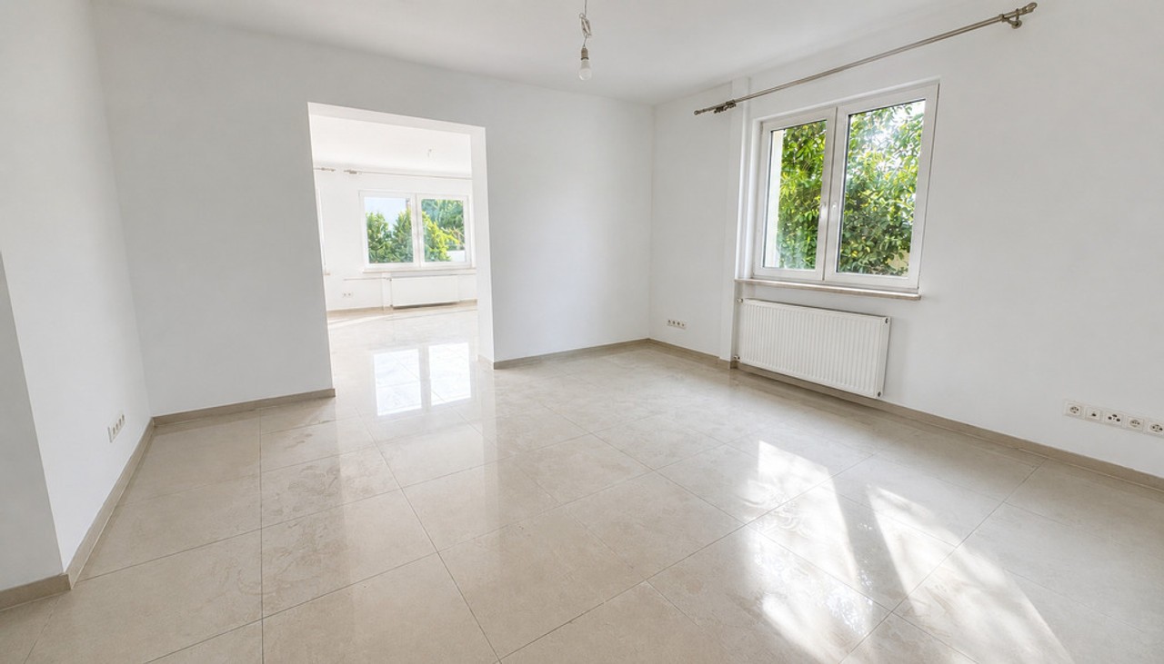 Duża działka 1111 m² | Taras 50 m² - Widok 4