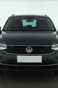Volkswagen Tiguan , Salon Polska, Serwis ASO, DSG, VAT 23%, Navi, Klimatronic,-2