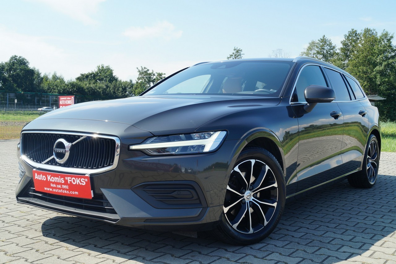 Volvo V60 II Idealny Zadbany 2,0 150 km skóra navi led elektr. klapa bezwypadkow