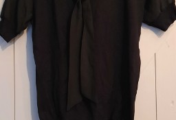 Bluzka "L" czarna DUNNES z przezroczystymi szyfonowymi rękawami.