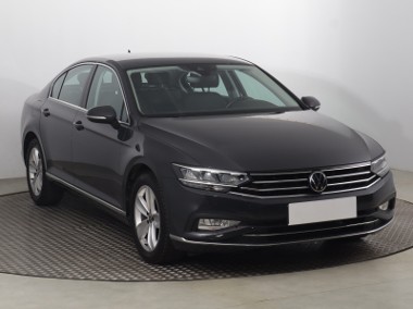Volkswagen Passat B8 , Salon Polska, 1. Właściciel, VAT 23%, Skóra, Klimatronic,-1