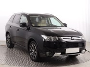 Mitsubishi Outlander III , Salon Polska, Serwis ASO, Automat, 7 miejsc, Navi, Xenon,