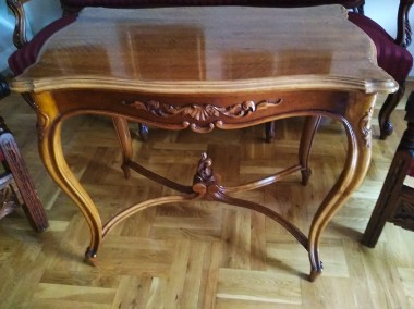 Wyjątkowy stolik w stylu ludwikowskim-1