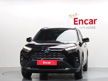 2.5 Hybrid XLE 2023 Bezwypadkowy-1