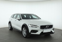 Volvo V60 II V60 Cross Country , Serwis ASO, 190 KM, Automat, VAT 23%, Skóra, Nav