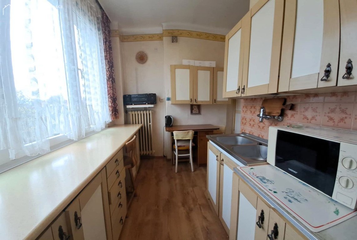 Wygodne mieszkanie 50 m² z loggią. Tychy, Osiedle – pohled 5