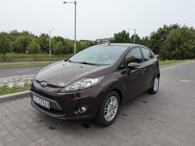 Sprzedam prywatnie Forda Fiestę-1