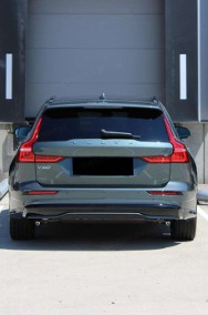Volvo V60 II B4 Ultra Dark 2.0 B4 Ultra Dark (197 KM) Podgrzewana kierownica-2