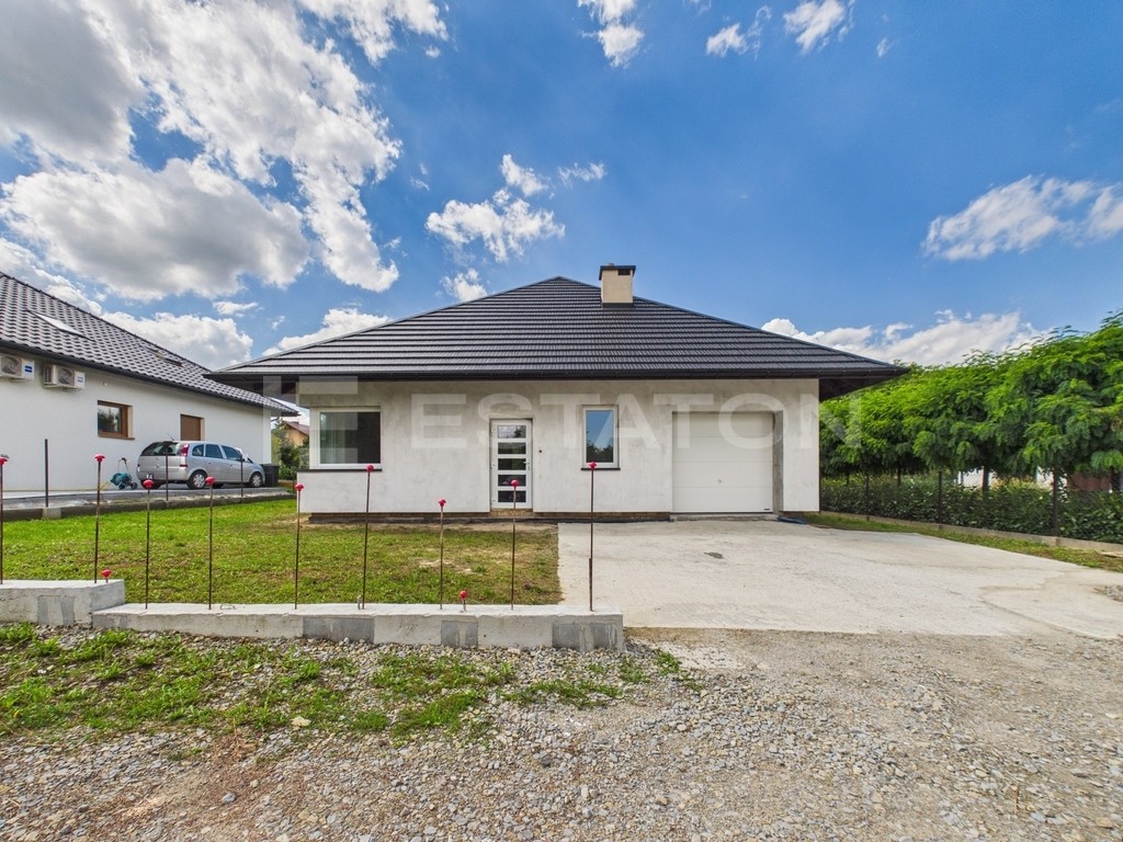 Dom na sprzedaż, 3 pokoje, 86 m², Malawa