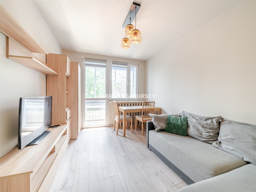 Kawalerka z balkonem | 28,8 m² | os. Złotego Wieku - Widok 3