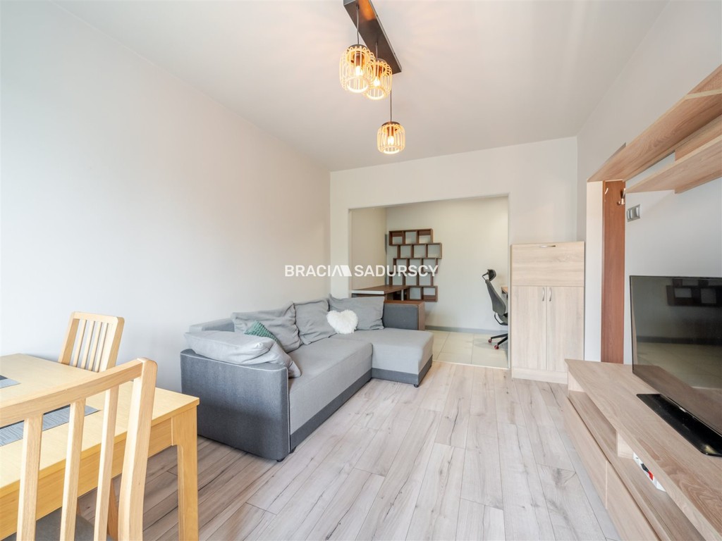 Kawalerka z balkonem | 28,8 m² | os. Złotego Wieku - Widok 6