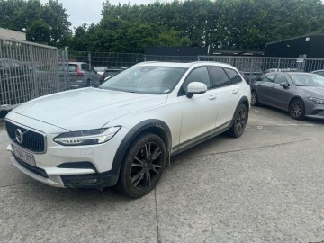 Volvo V90 II