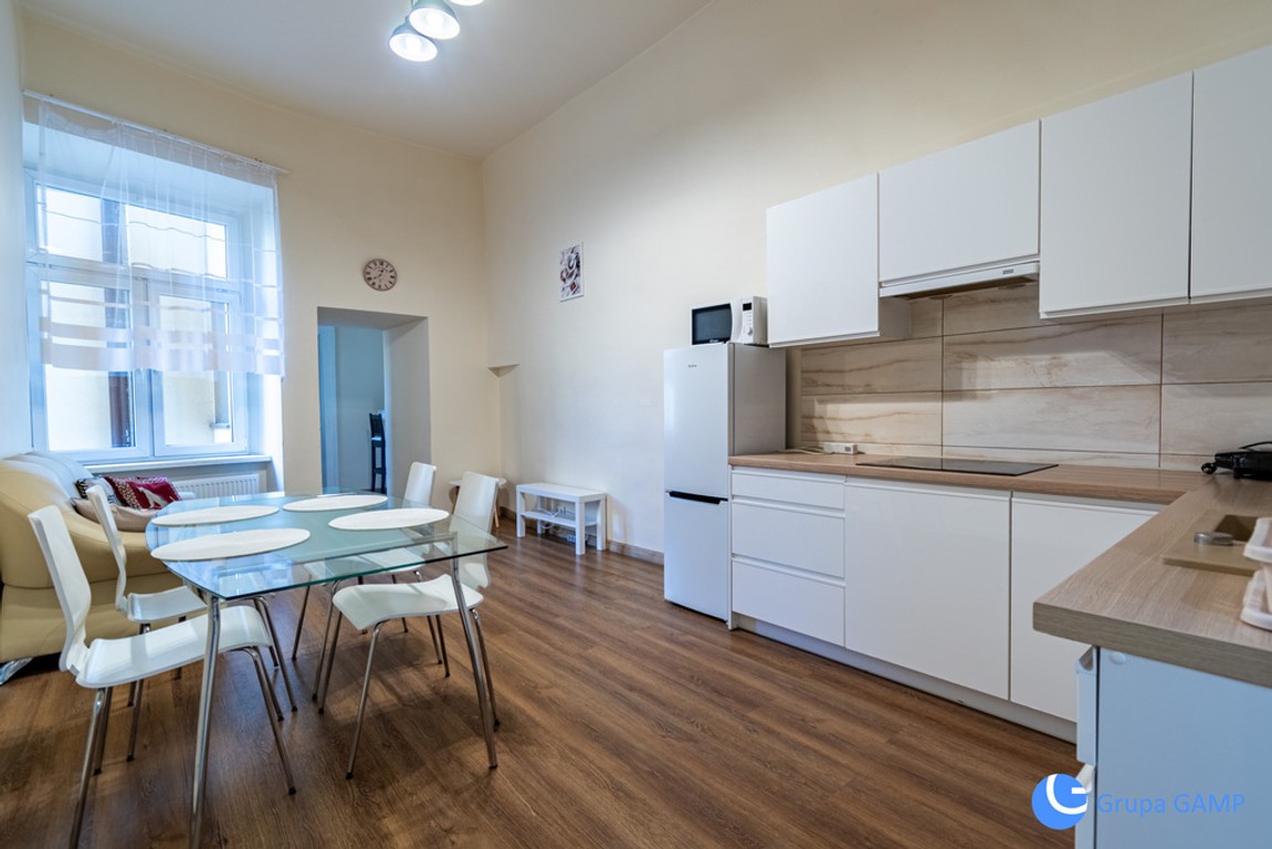 4 pok. 100 m² *Rynek Główny 10!* Old Town - Więcej