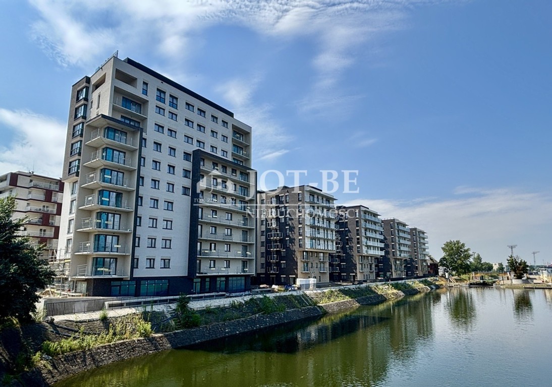 nad rzeką/5pokoi/balkon/2łazienki