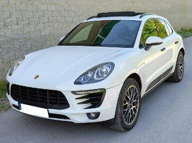 Porsche Macan-1