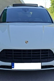Porsche Macan-2