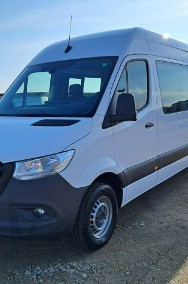 Mercedes-Benz Sprinter-2