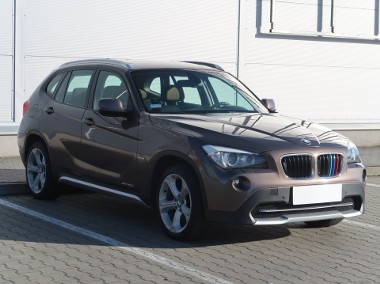 BMW X1 I (E84) , 1. Właściciel, 177 KM, Navi, Xenon, Bi-Xenon, Klimatronic,-1