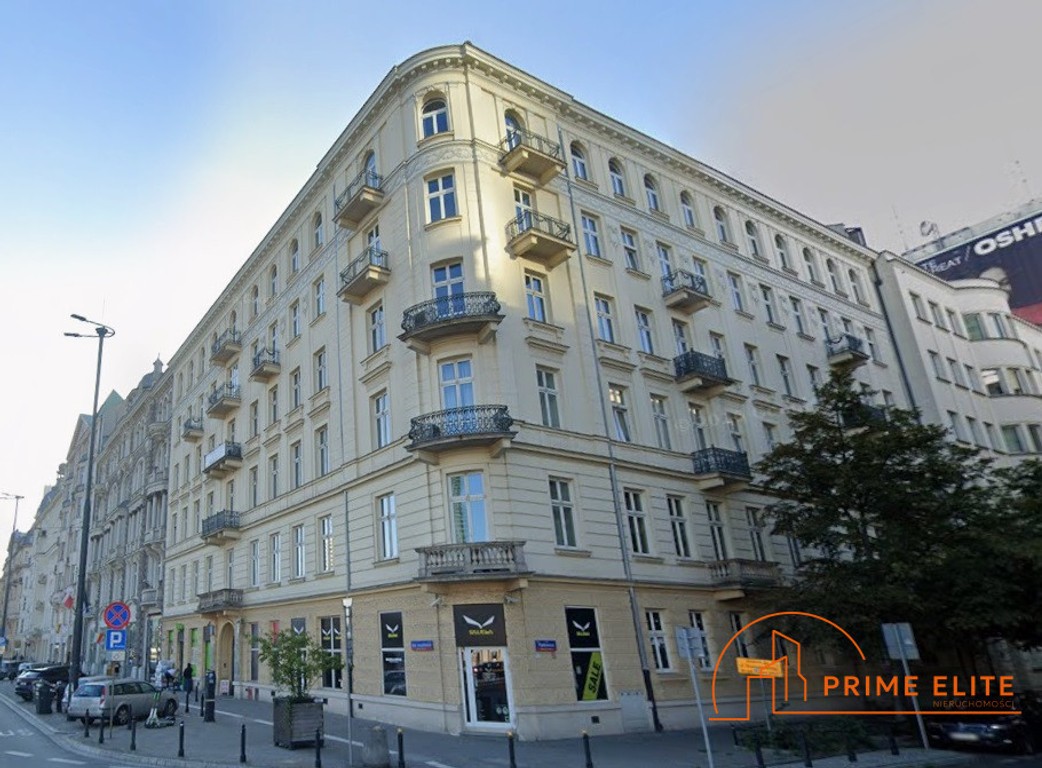 250 - 550 m² / poddasze / Centrum miasta – pohled 2