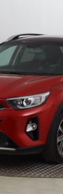 Kia Stonic , Salon Polska, Serwis ASO, Skóra, Klimatronic, Parktronic,-3